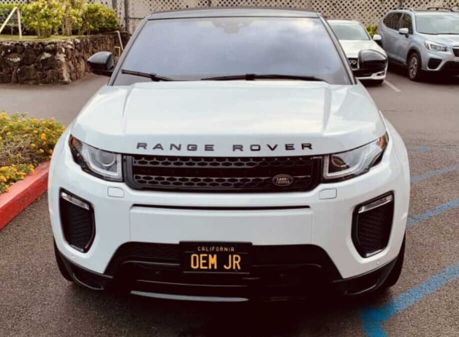 Sly Bracket for Land Rover models with mesh-style lower grille.