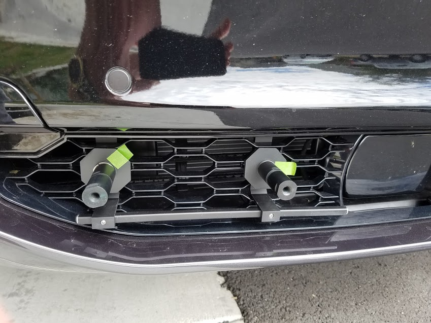 Sly Bracket for BMW models with mesh-style grille.