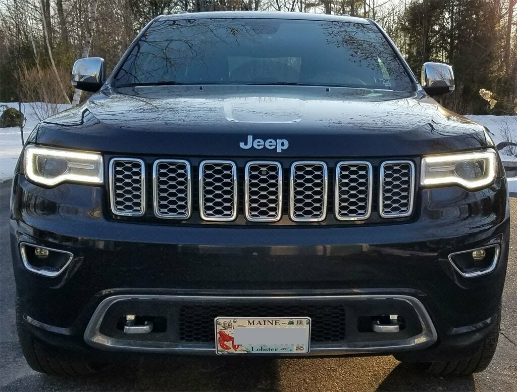 Sly Bracket for Jeep models with mesh-style lower grille.