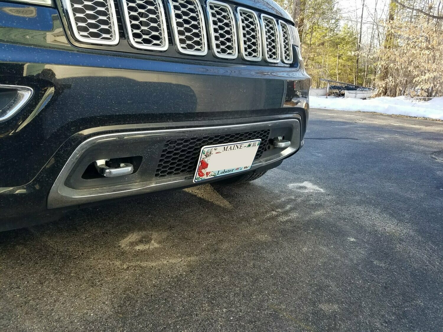Sly Bracket for Jeep models with mesh-style lower grille.