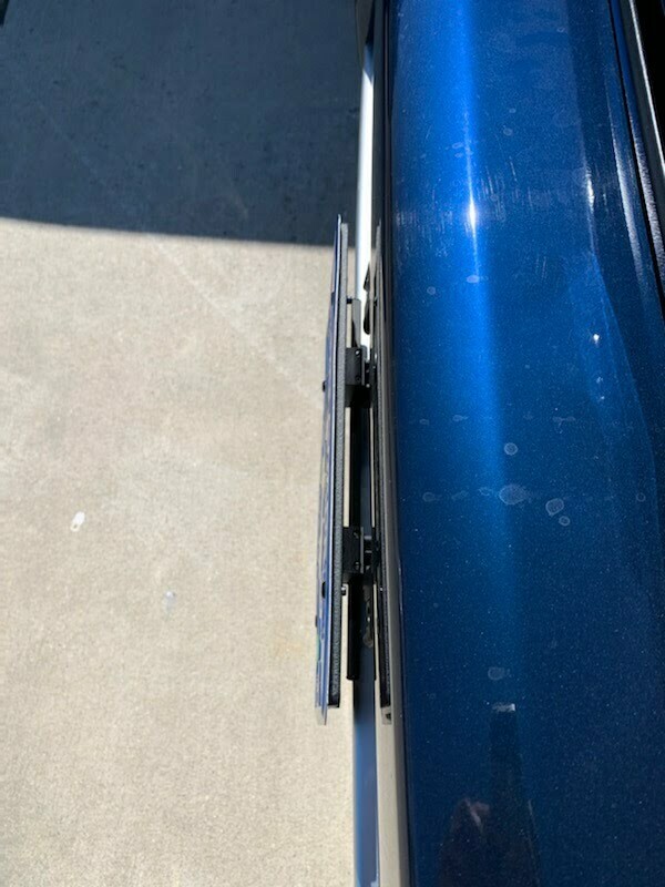 Sly Bracket fits Toyota models with horizontal slats lower grille.