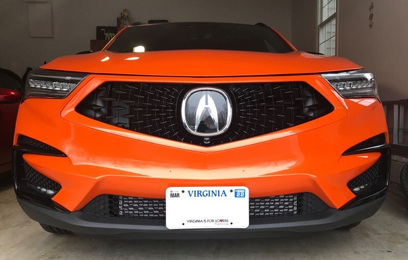 SLY BRACKET FOR ACURA MODELS WITH MESH STYLE LOWER GRILLE