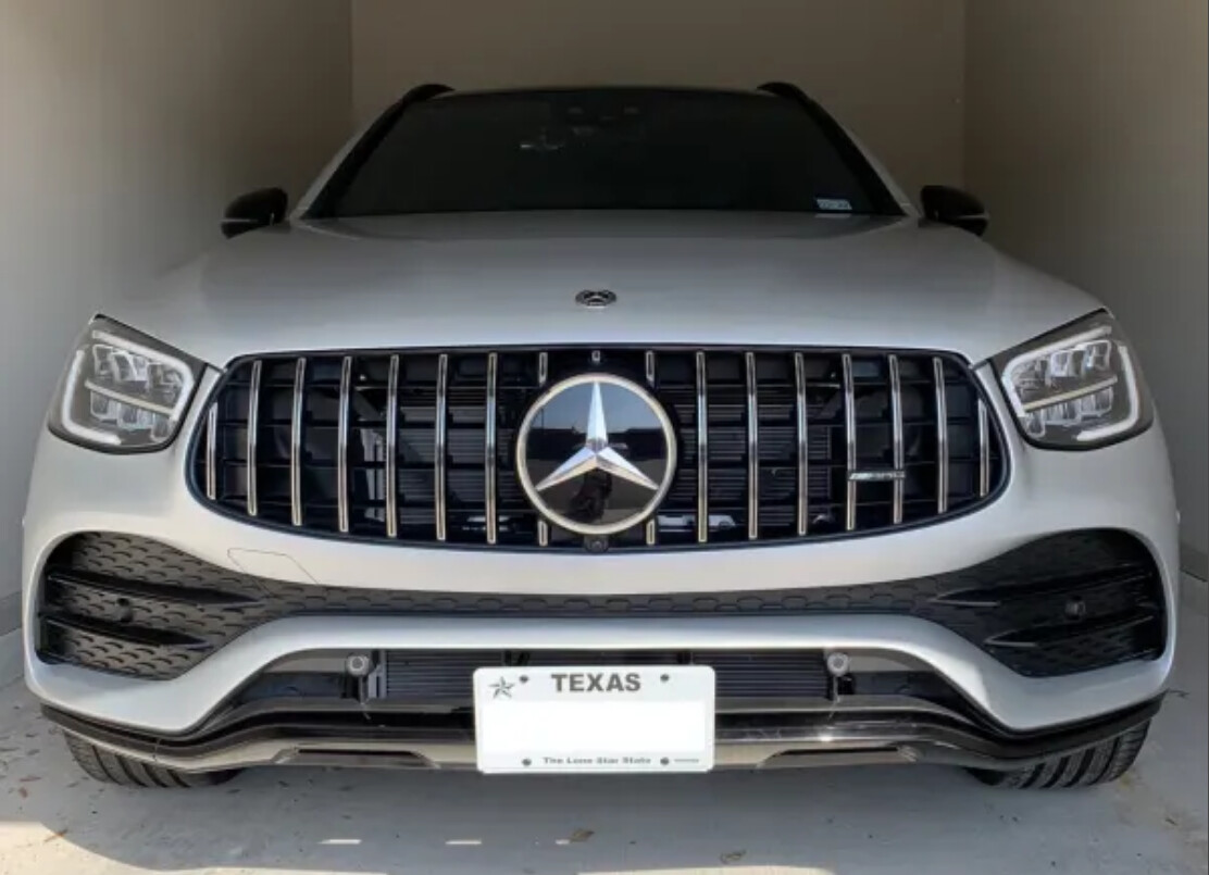 Sly Bracket fits Mercedes-Benz models with horizontal slats lower grille.