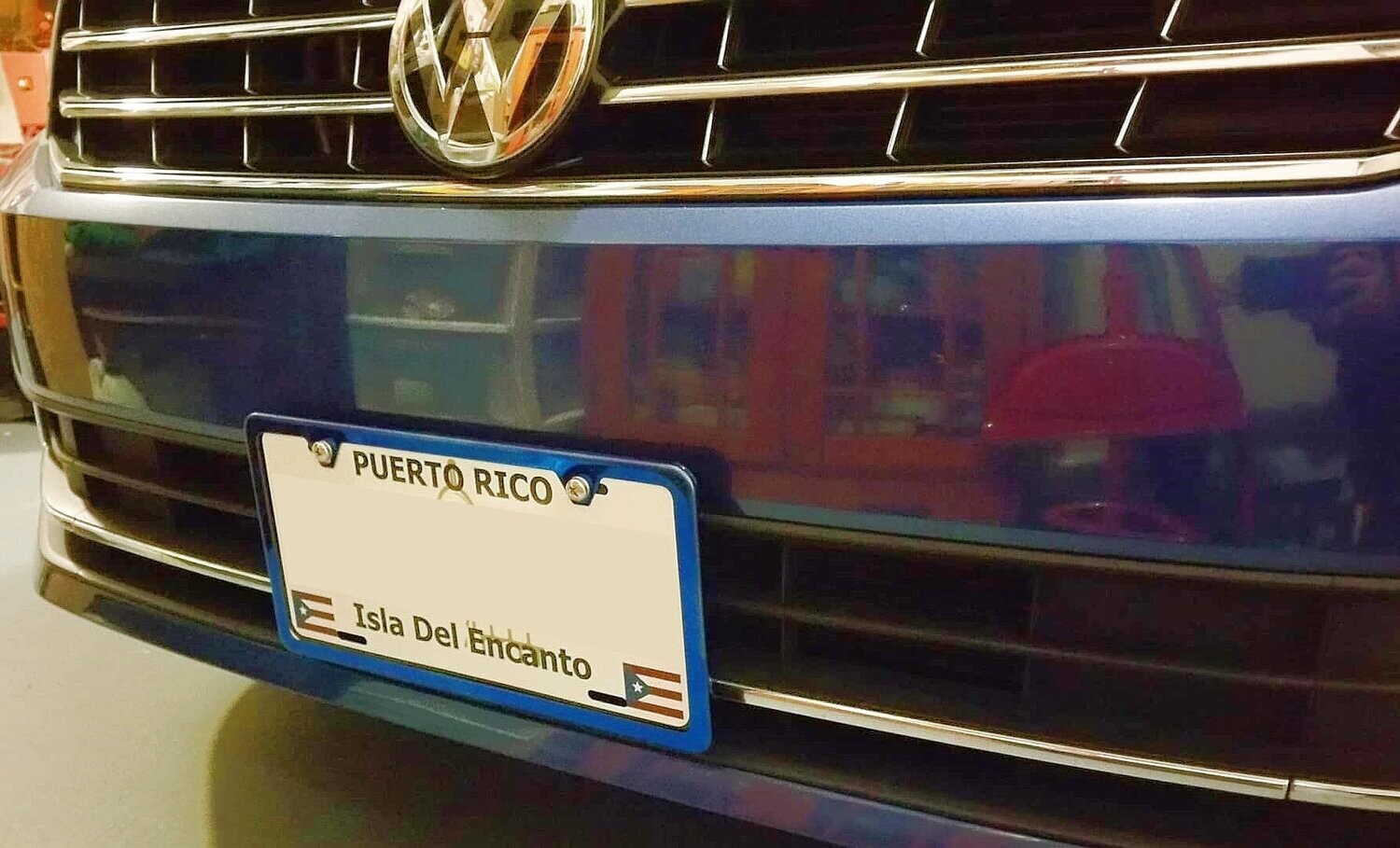 Sly Bracket fits Volkswagen models with horizontal or vertical slats lower grille.