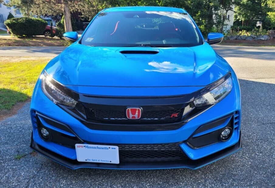 Sly Bracket for Honda models with mesh-style lower grille.