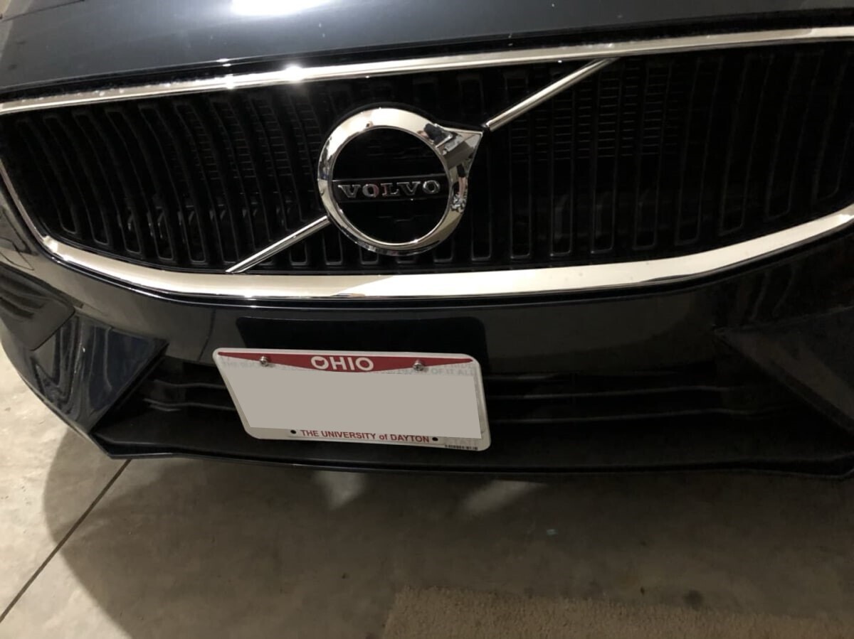 Sly Bracket fits Volvo models with horizontal or vertical slats lower grille.
