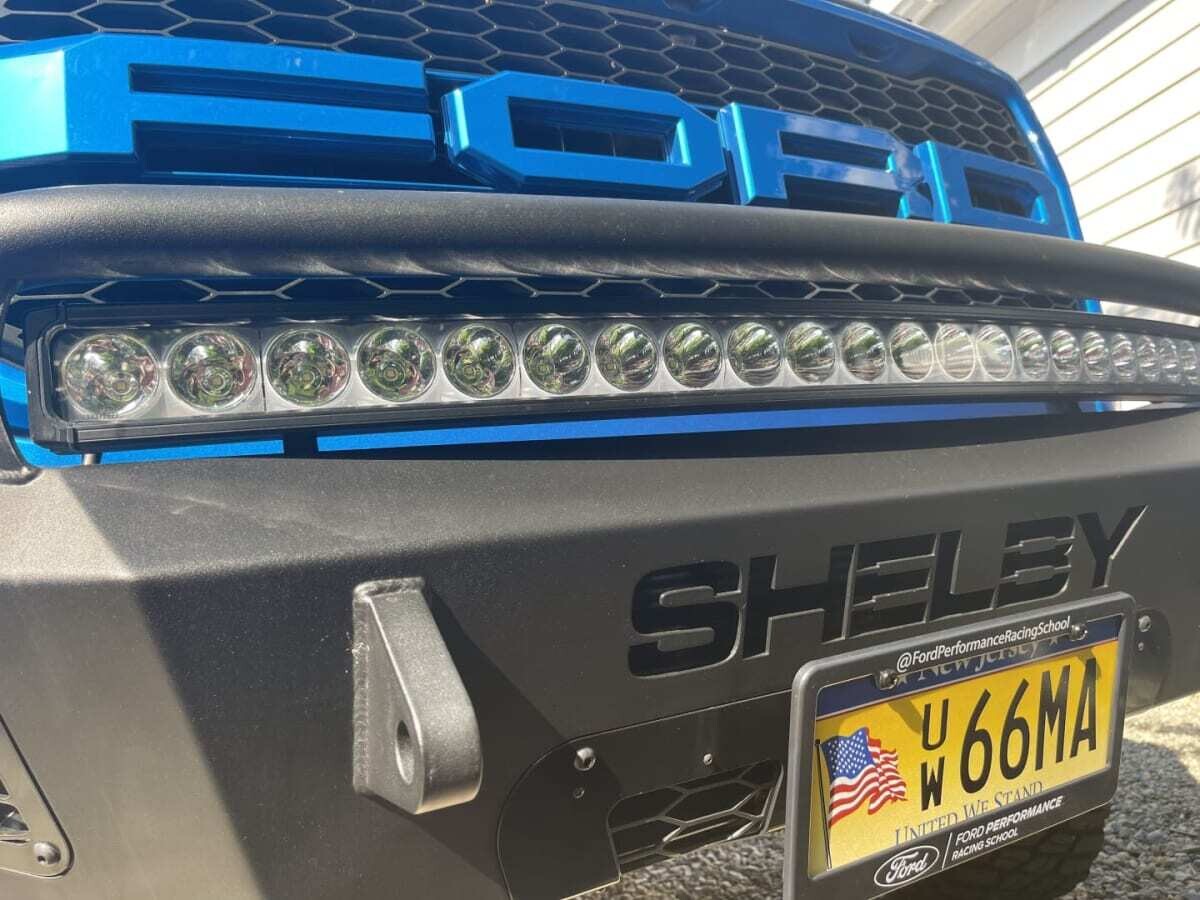 Sly Bracket for Ford models with mesh lower grille
