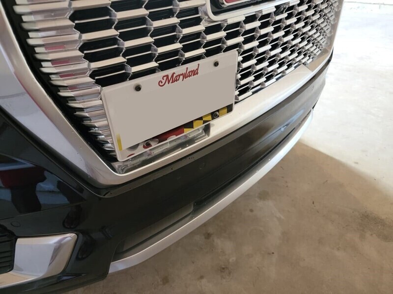 Sly Bracket for GMC models with mesh-style grille.