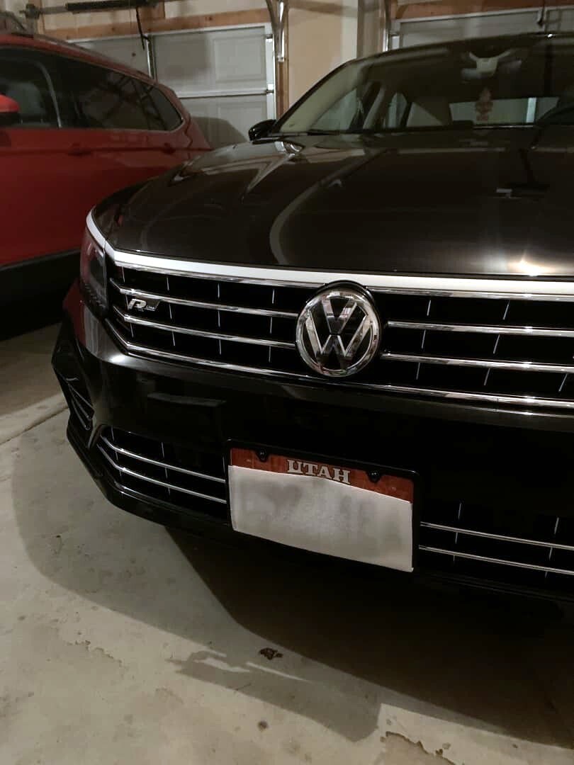 Sly Bracket fits Volkswagen models with horizontal or vertical slats lower grille.