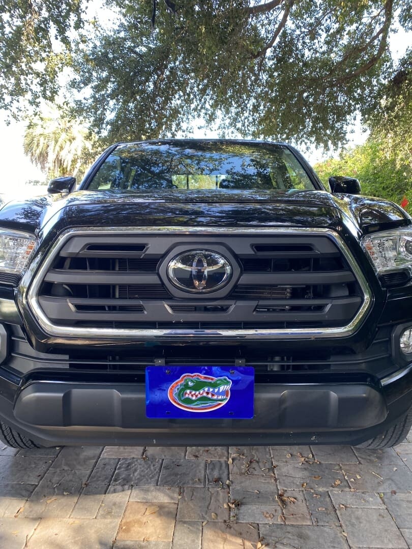 Sly Bracket fits Toyota models with horizontal slats lower grille.