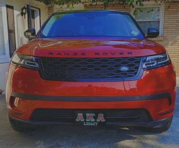 Sly Bracket for Land Rover models with mesh-style lower grille.