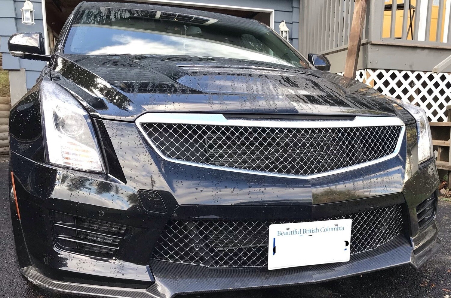 Sly Bracket for Cadillac with mesh lower grille.