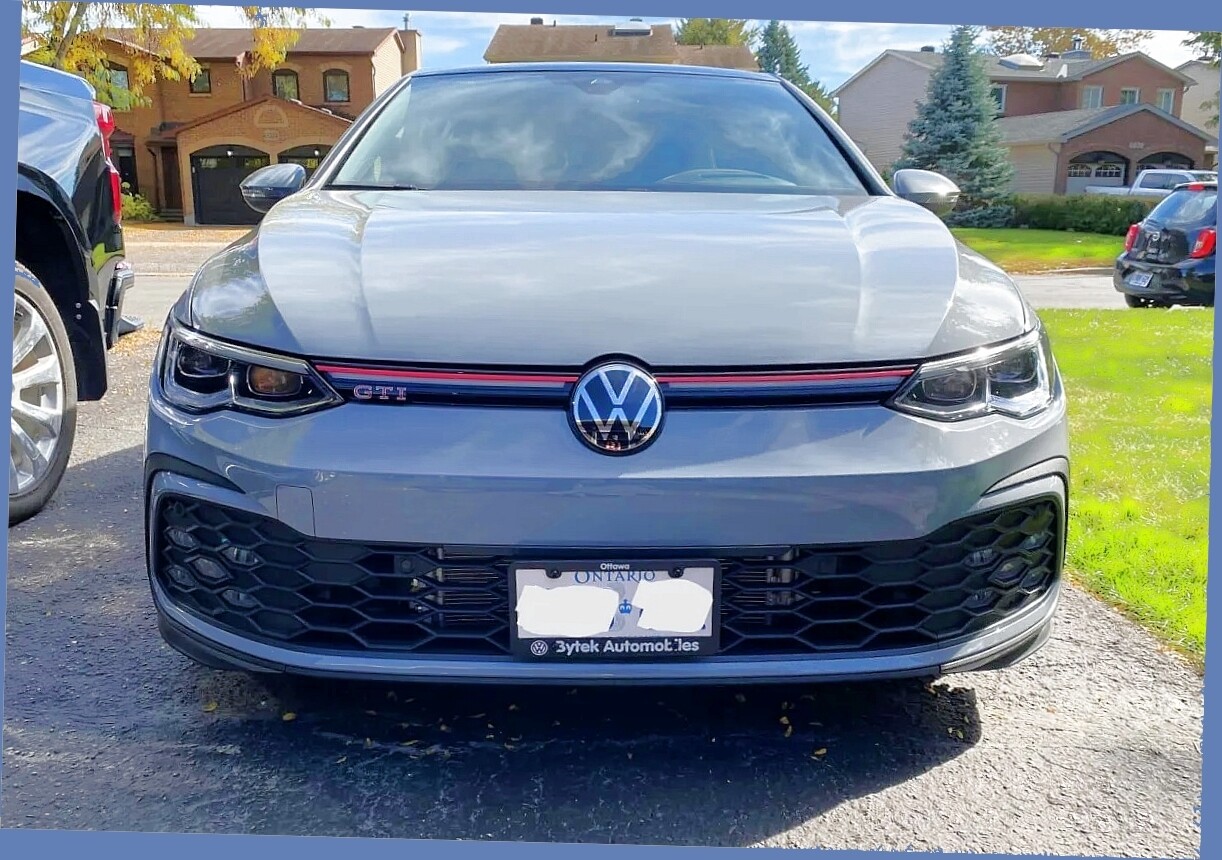 Sly Bracket for Volkswagen models with mesh-style lower grille.
