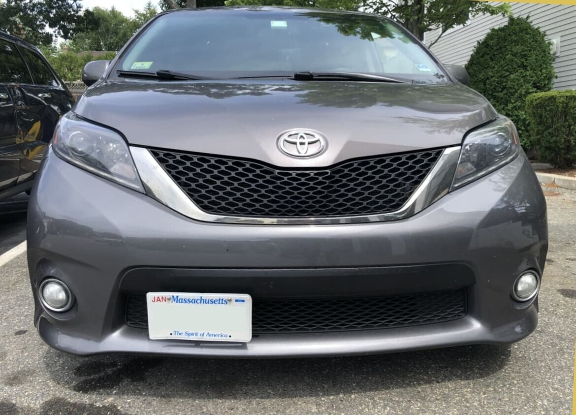 Sly Bracket for Toyota models with mesh-style lower grille.