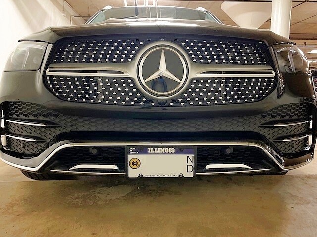 Sly Bracket for Mercedes-Benz models with mesh lower grille.