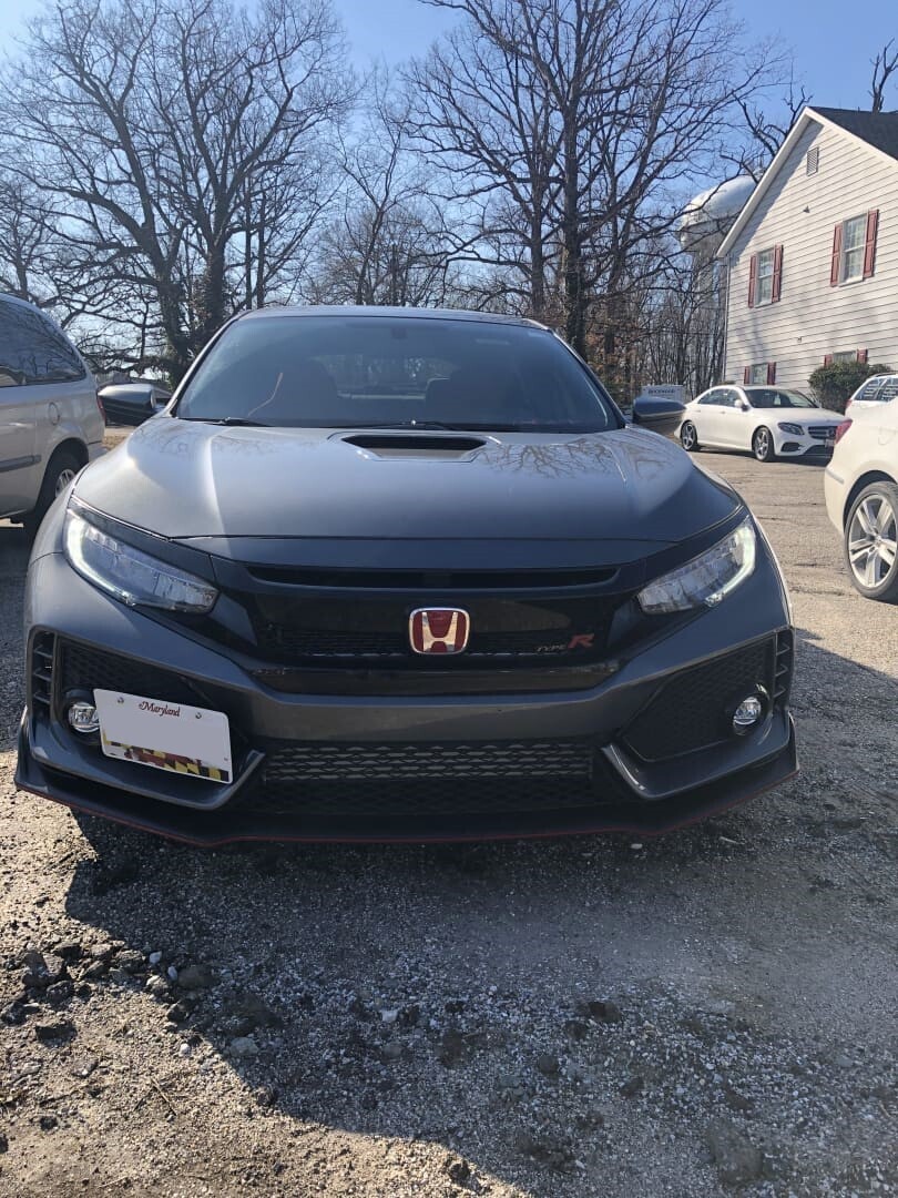 Sly Bracket for Honda Civic with mesh-style lower grille.