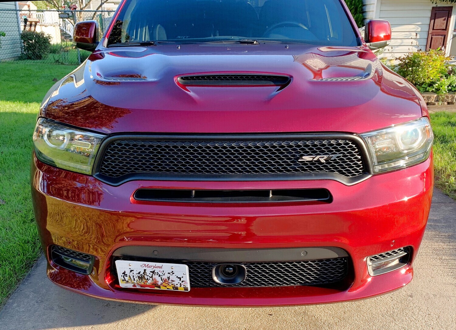 Sly Bracket for Dodge Durango with mesh-style lower grille.