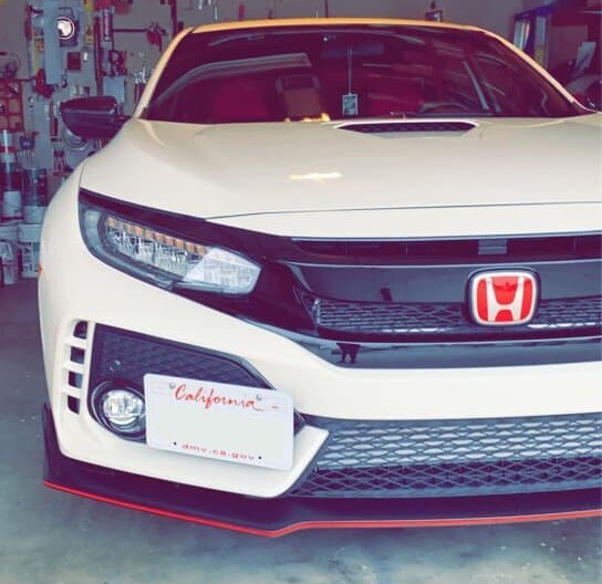 Sly Bracket for Honda Civic with mesh-style lower grille.