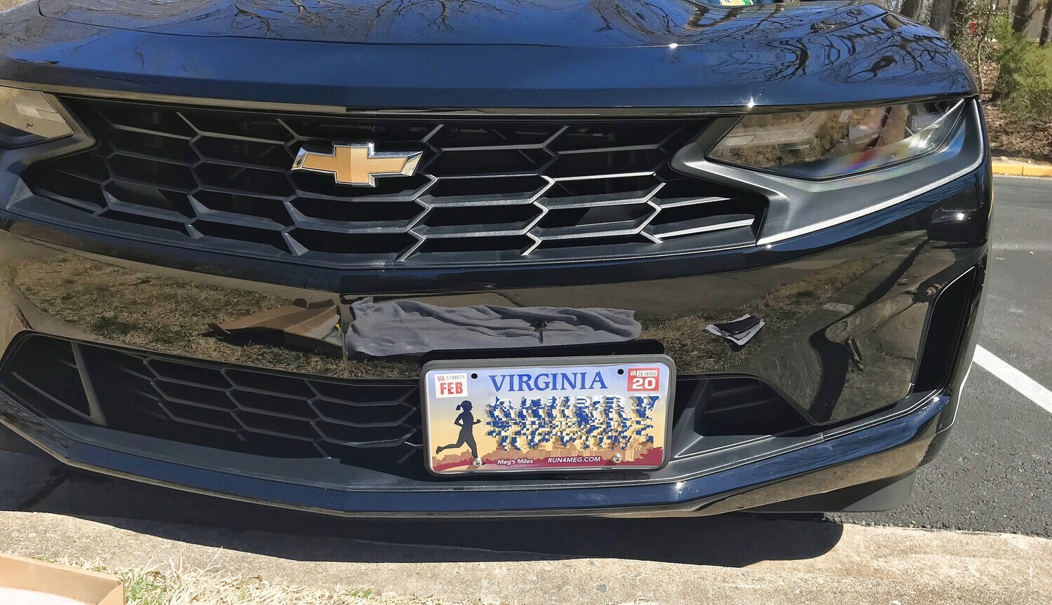 SLY BRACKET FITS CHEVY CAMARO WITH HORIZONTAL SLATS LOWER GRILLE