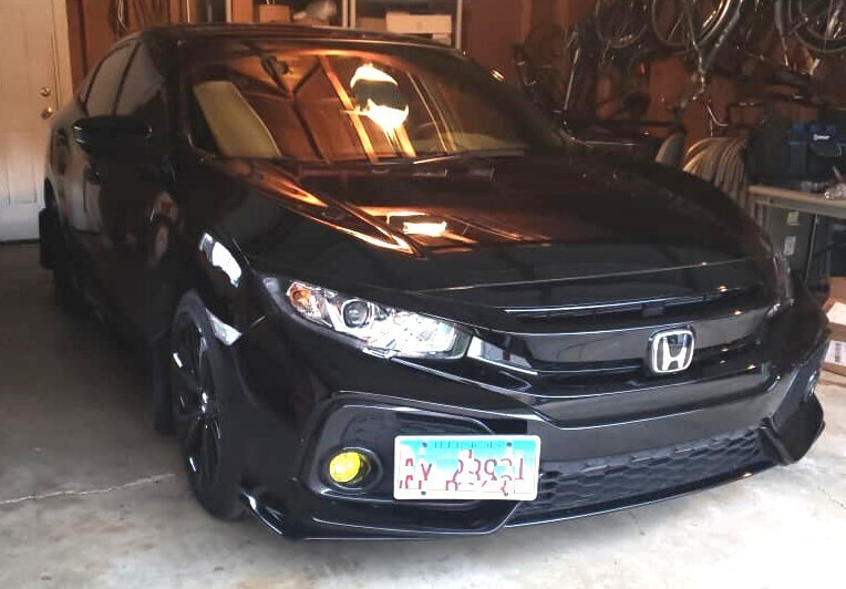 Sly Bracket for Honda Civic with mesh-style lower grille.