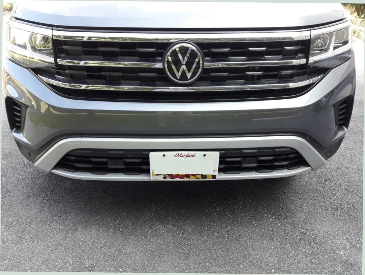 Sly Bracket fits Volkswagen Atlas with horizontal and vertical slats lower grille
