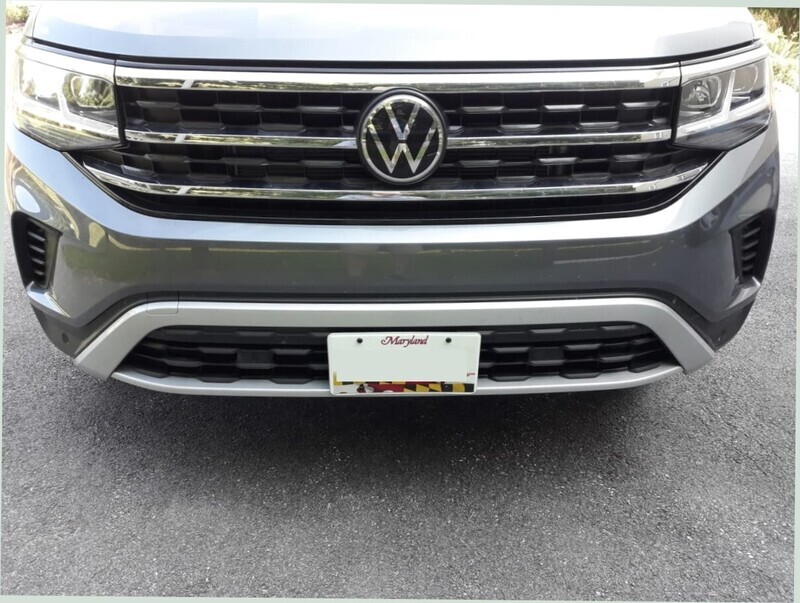 Sly Bracket fits Volkswagen Atlas with horizontal and vertical slats lower grille