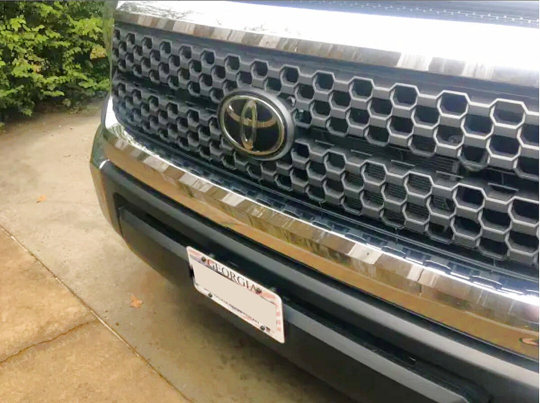 Sly Bracket fits 2014-2021 Toyota Tundra with Horizontal slat lower grille.