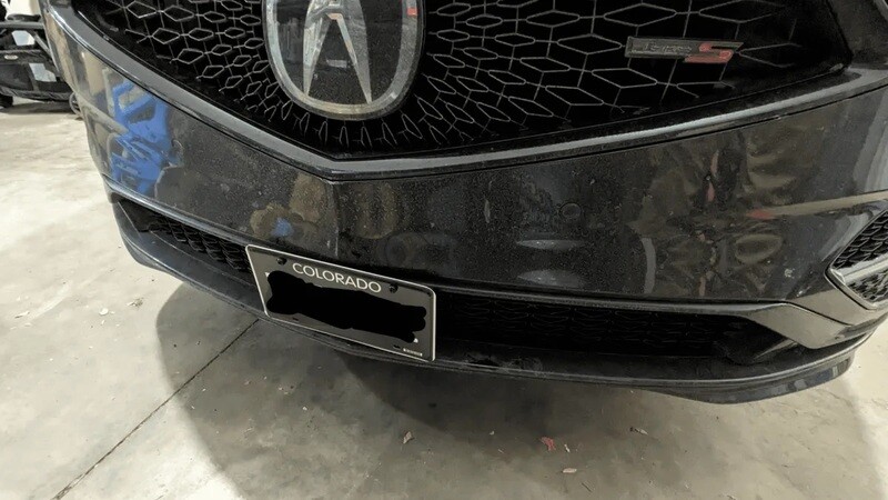 SLY BRACKET FOR ACURA MODELS WITH MESH STYLE LOWER GRILLE