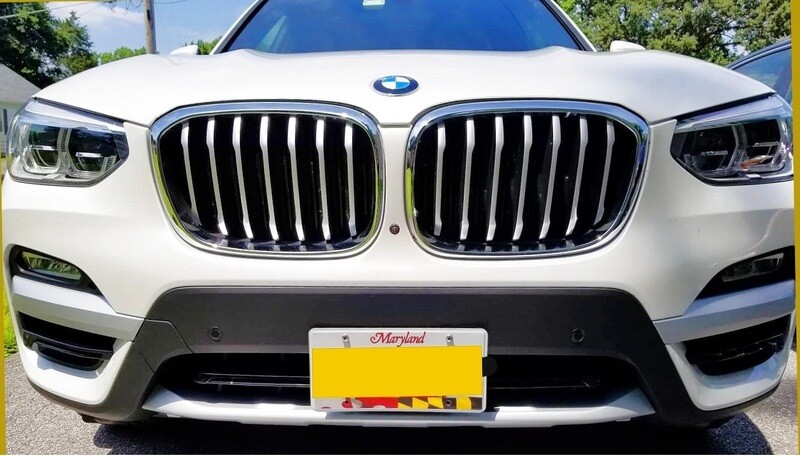 Sly Bracket fits 2018-2021 BMW X3 with horizontal slat lower grille.