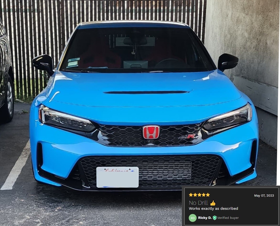 Sly Bracket for Honda Civic with mesh-style lower grille.