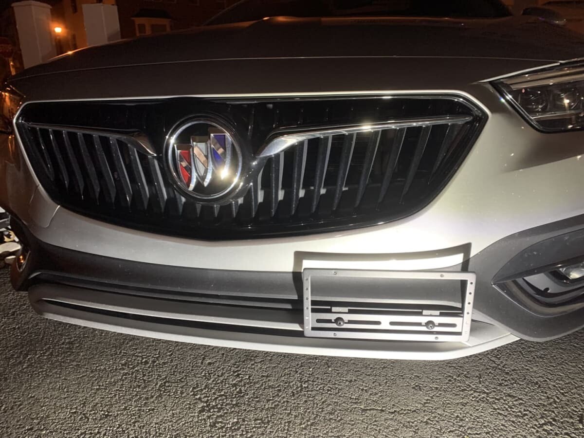 Sly Bracket for Buick models with horizontal slats lower grille.