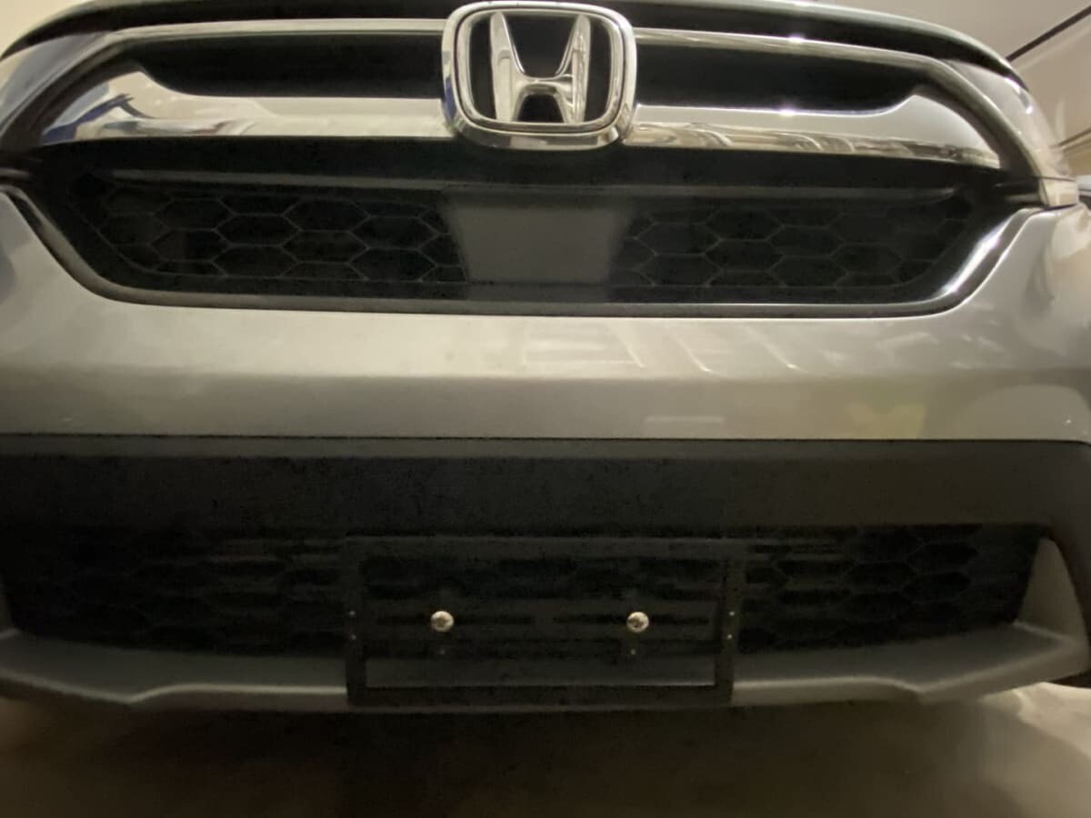 Sly Bracket for Honda CR-V with mesh-style lower grille.