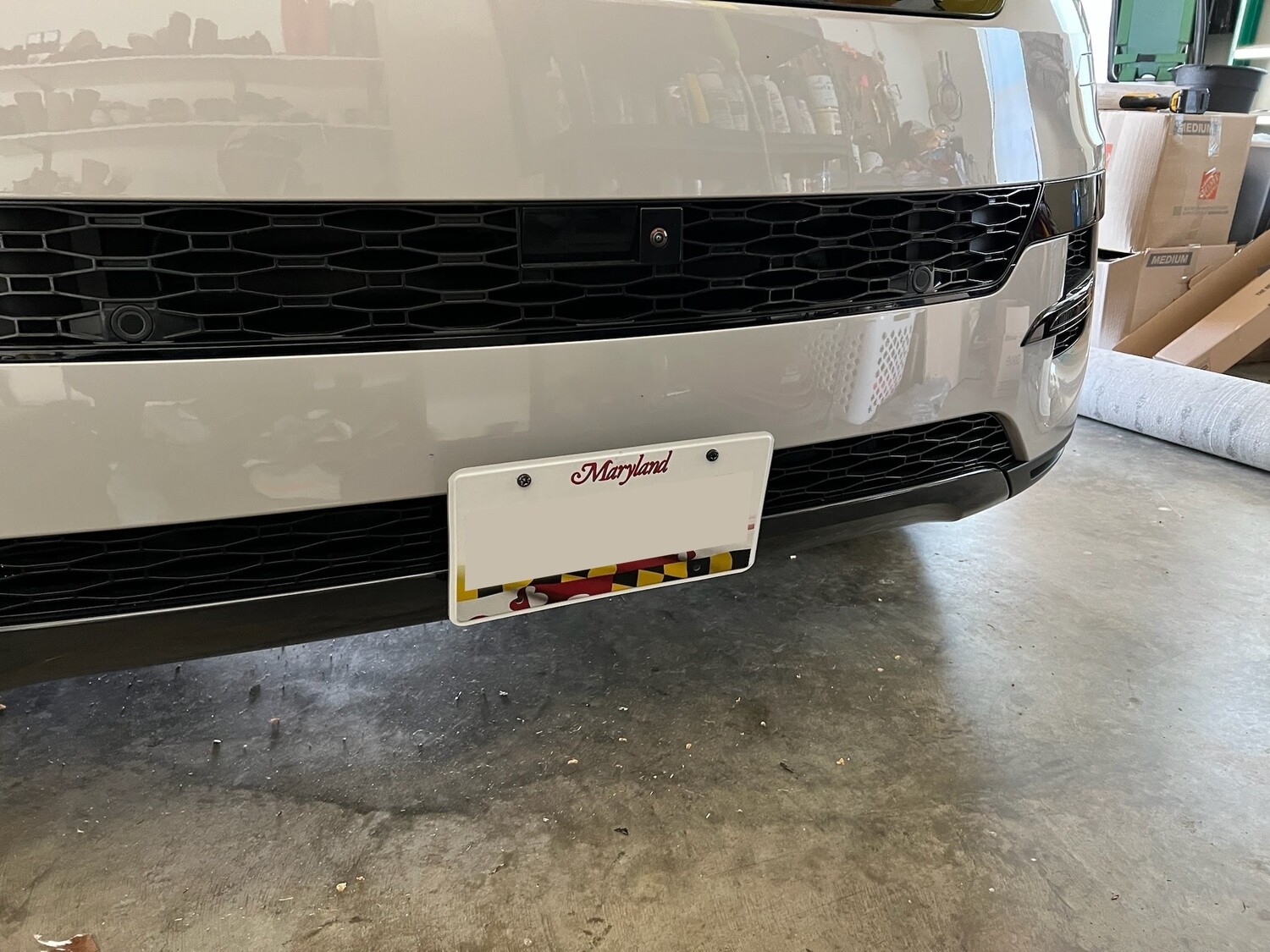 Sly Bracket for 2023-2024 Land Rover Range Rover Sport with mesh lower grille.