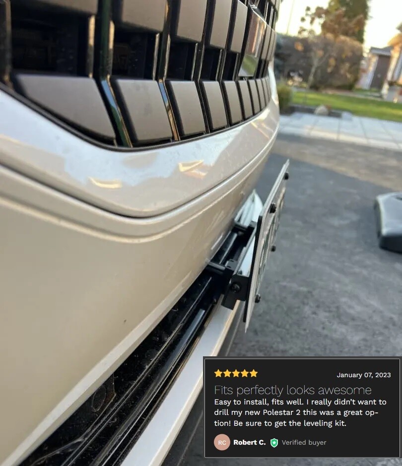 Sly Bracket fits Polestar 2 and 3 with horizontal slats lower grille.