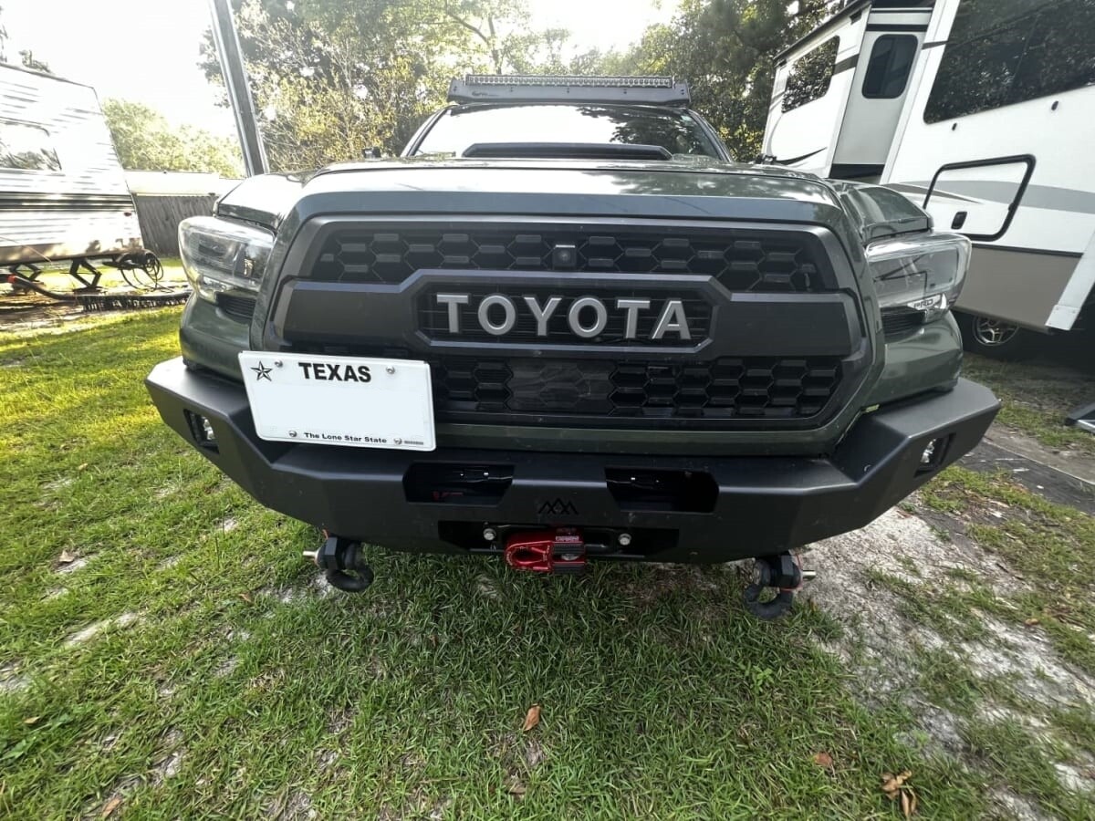 Sly Bracket for Toyota models with mesh-style lower grille.