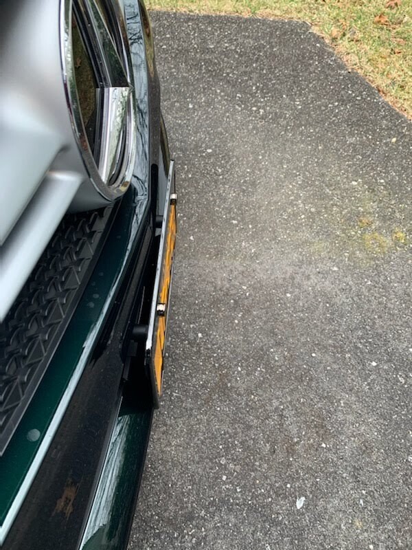 Sly Bracket fits Mercedes C43 with mesh-style lower grille.