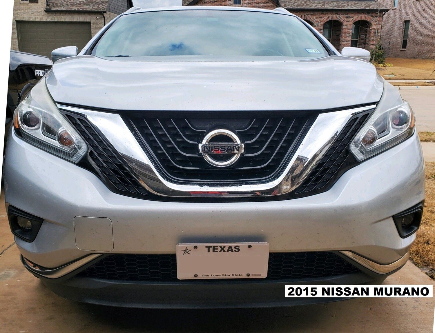 Sly Bracket for Nissan Murano with mesh lower grille.