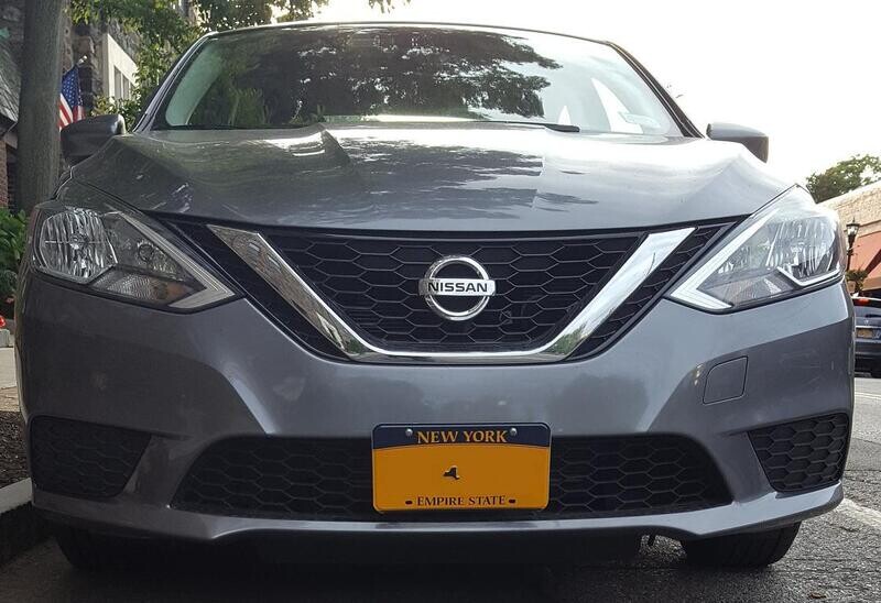 Sly Bracket for Nissan Sentra with mesh lower grille.