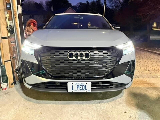 Sly Bracket for 2022-2025 Audi Q4 E-TRON with Horizontal slats Lower Grille