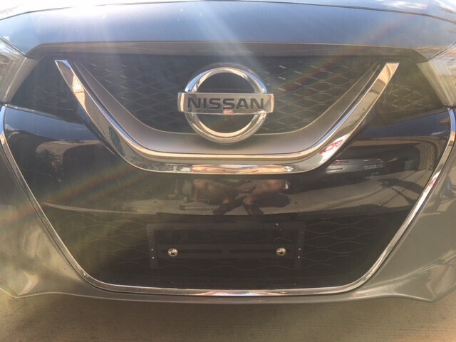 Sly Bracket for Nissan Maxima with mesh lower grille.