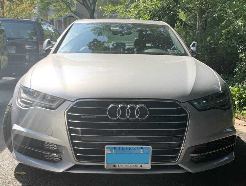 Sly Bracket for Audi A6 with horizontal or vertical slats lower grille.