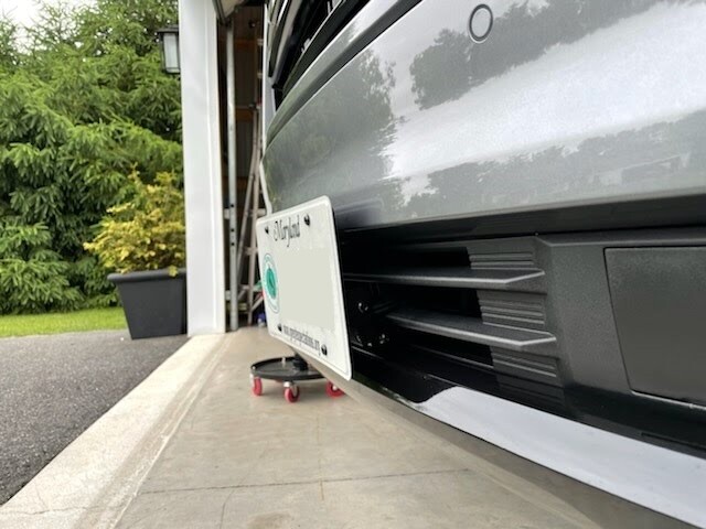 Sly Bracket fits GMC Yukon Denali with horizontal slat lower grille.