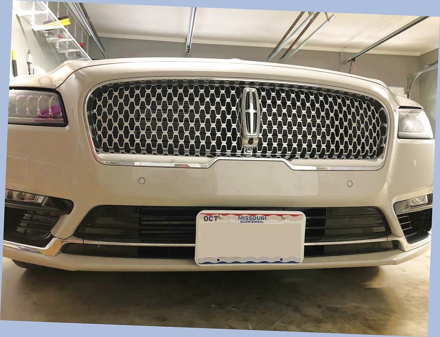Sly Bracket fits Lincoln Continental with horizontal slats lower grille.