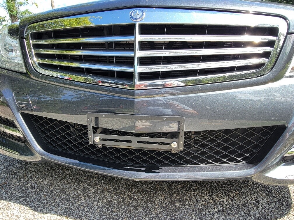 Sly Bracket for Mercedes-Benz C300 with mesh lower grille.