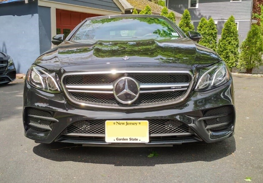 Sly Bracket for Mercedes-Benz E53 with mesh lower grille.