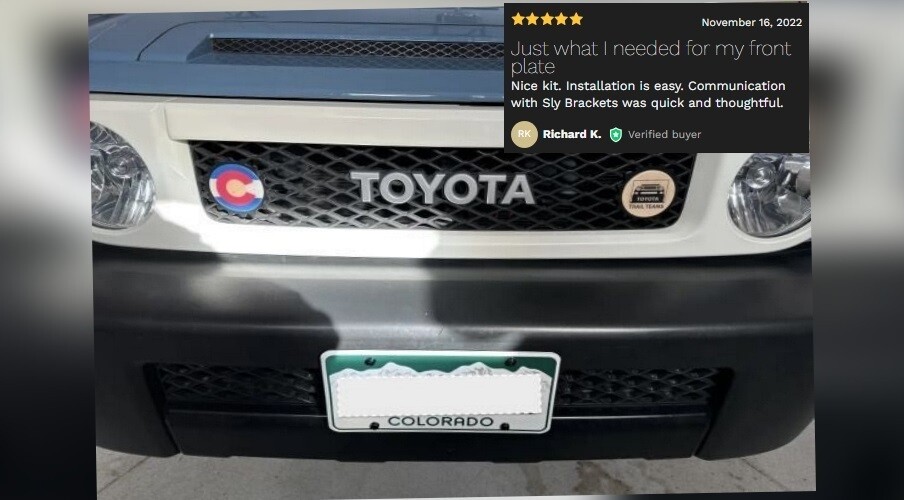 Sly Bracket fits FJ Cruiser with mesh-style lower grille