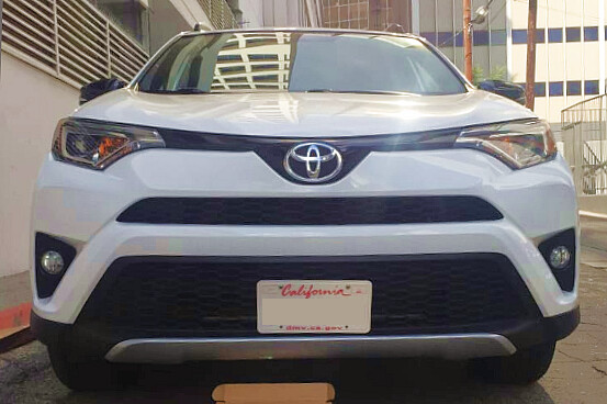 Sly Bracket for Toyota RAV4 with a mesh-style lower grille.