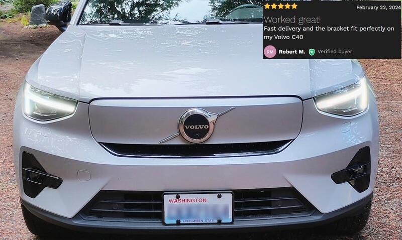 Sly Bracket fits Volvo C40 with horizontal slats lower grille.