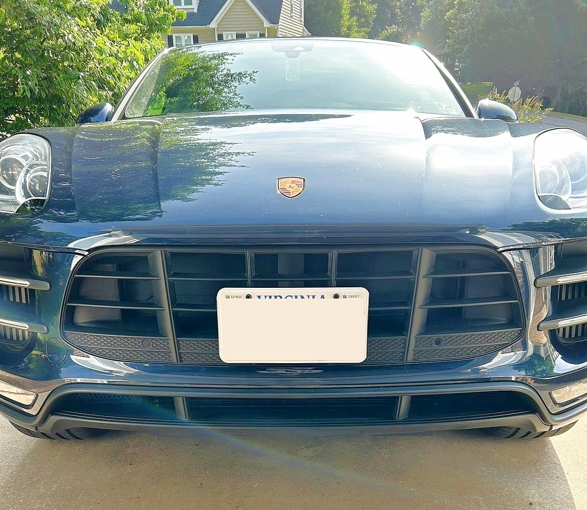 Sly Bracket fits 2015-2018 Porsche Macan Turbo with horizontal slat lower grille