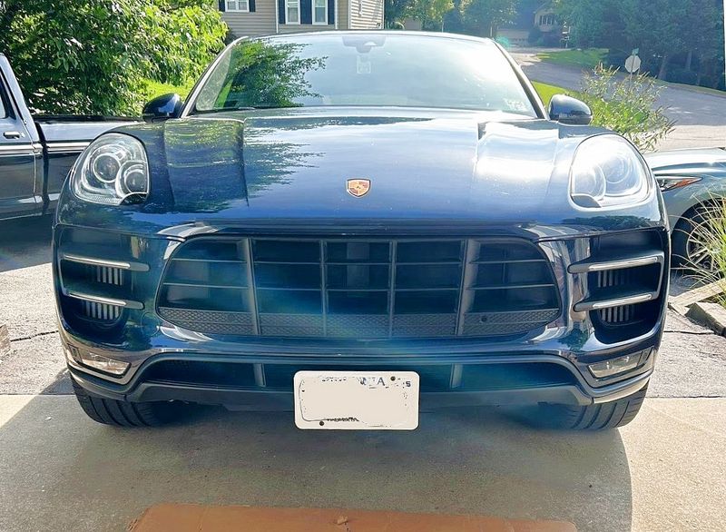 Sly Bracket fits 2015-2018 Porsche Macan Turbo with horizontal slat lower grille